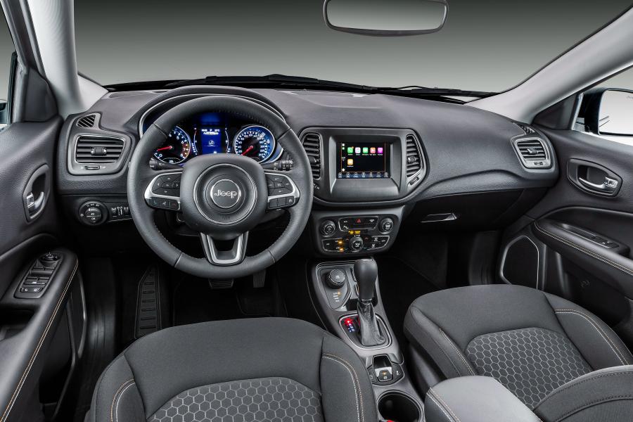 Торпедо Jeep Compass Sport 4x4 (MP) 2017 года  (LA) (фото 4 из 7)